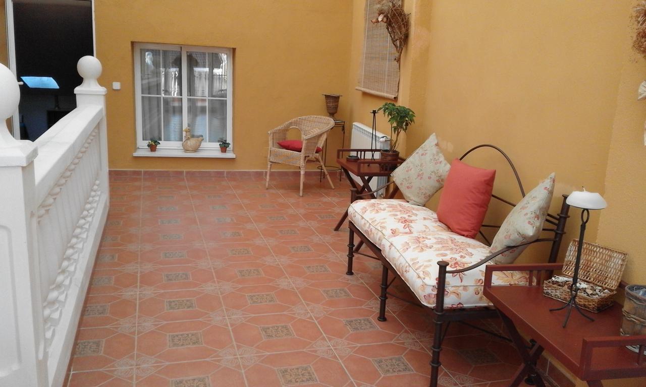 Hostal Rural Cumbres De Castilla Mandayona Exteriör bild